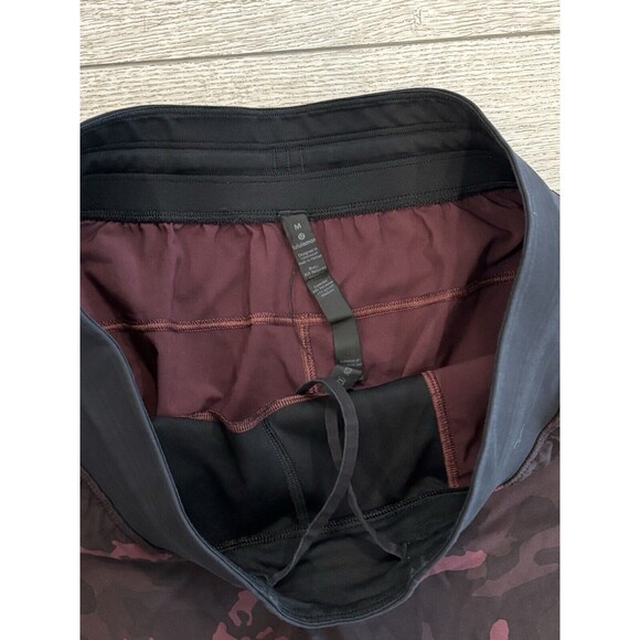 Lululemon T.H.E. Short Mens Medium Camo Black Compression Unlined Workout Gym 9" - Picture 4 of 7